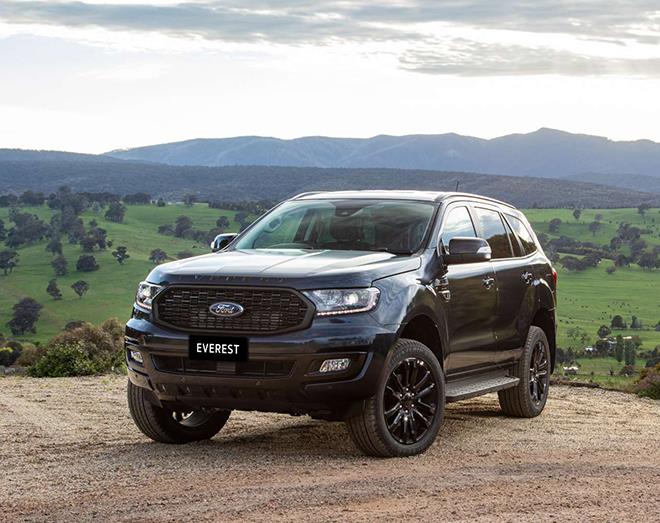 Giá lăn bánh mẫu xe Ford Everest Sport vừa được giới thiệu