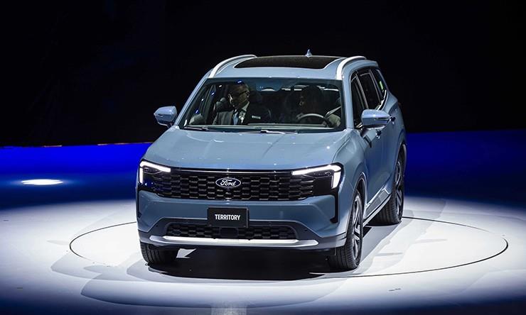 Giá xe Ford Territory mới nhất tháng 5/2026