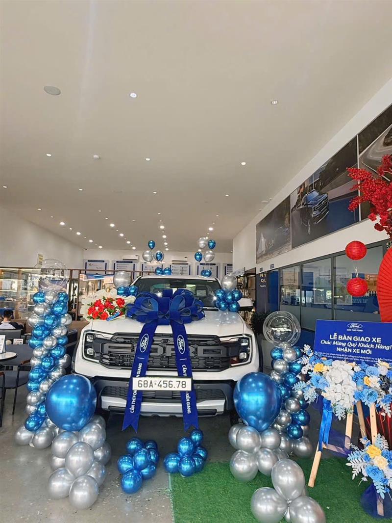 Bàn giao Ford Ranger Raptor về Rạch Giá