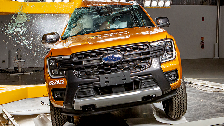 Xe bán tải Ford Ranger đạt chuẩn an toàn 5 sao Euro NCAP